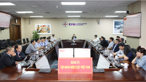 Gần 1.200 cán bộ, đảng viên thuộc Đảng bộ EVN tham gia Hội nghị toàn quốc quán triệt, triển khai tổng kết việc thực hiện Nghị quyết số 18-NQ/TW và một số nội dung quan trọng