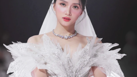 Hoa hậu Hương Giang cực đẹp trong áo cưới