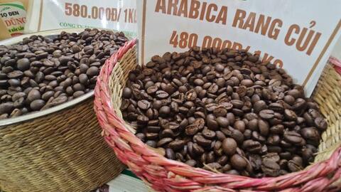 Giá cà phê hôm nay 6-2: Robusta tăng tiếp, Arabica lập kỷ lục mới
