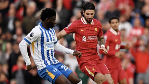 Tân vương Liverpool tiếp tục gục ngã, Brighton mơ vé châu Âu