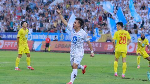 V-League: CLB Nam Định có thể đăng quang sớm