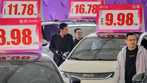 Nguyên nhân thật sự khiến thị trường xe điện Trung Quốc náo loạn khi BYD giảm giá 30%?