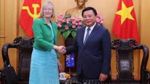 <a href="/hoi-nhap" title="Hội nhập" rel="dofollow">Hội nhập</a>