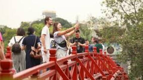 Người Philippines mổ xẻ lý do khách quốc tế đổ xô đến Việt Nam, Thái Lan