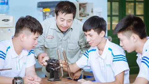 <a href="/nhip-song-kinh-doanh" title="Nhịp sống kinh doanh" rel="dofollow">Nhịp sống kinh doanh</a>