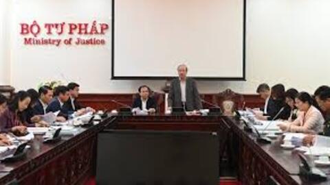 <a href="/chinh-sach-phap-luat" title="Chính sách - Pháp luật" rel="dofollow">Chính sách - Pháp luật</a>