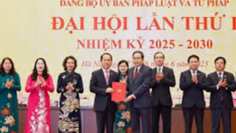 <a href="/chinh-sach-phap-luat" title="Chính sách - Pháp luật" rel="dofollow">Chính sách - Pháp luật</a>