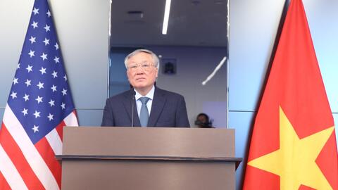 <a href="/hoi-nhap" title="Hội nhập" rel="dofollow">Hội nhập</a>