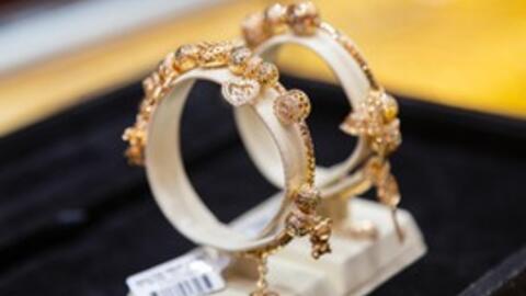 <a href="/thi-truong" title="Thị trường" rel="dofollow">Thị trường</a>