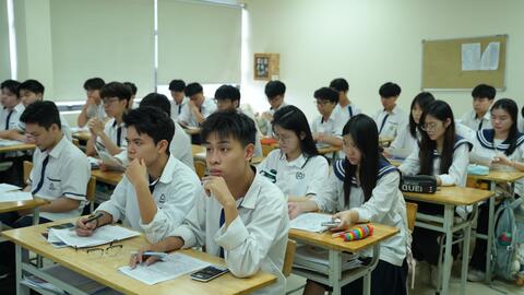 <a href="/chinh-sach-phap-luat" title="Chính sách - Pháp luật" rel="dofollow">Chính sách - Pháp luật</a>