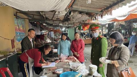 <a href="/chinh-sach-phap-luat" title="Chính sách - Pháp luật" rel="dofollow">Chính sách - Pháp luật</a>