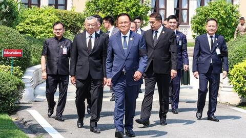 <a href="/quoc-te" title="Quốc tế" rel="dofollow">Quốc tế</a>