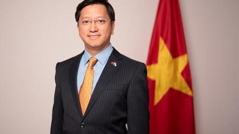 <a href="/hoi-nhap" title="Hội nhập" rel="dofollow">Hội nhập</a>