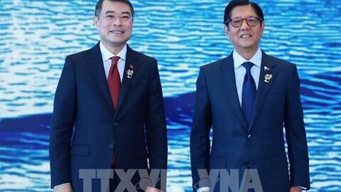 <a href="/hoi-nhap" title="Hội nhập" rel="dofollow">Hội nhập</a>