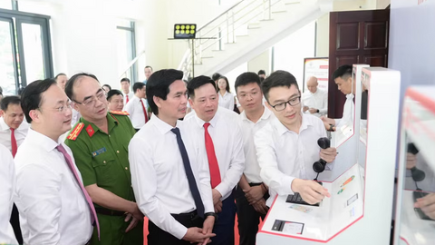 <a href="/nhip-song-kinh-doanh" title="Nhịp sống kinh doanh" rel="dofollow">Nhịp sống kinh doanh</a>