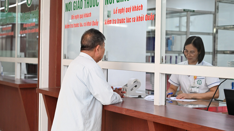 <a href="/chinh-sach-phap-luat" title="Chính sách - Pháp luật" rel="dofollow">Chính sách - Pháp luật</a>