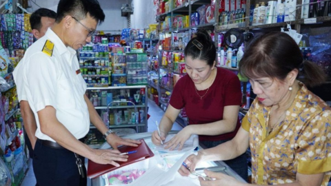 <a href="/chinh-sach-phap-luat" title="Chính sách - Pháp luật" rel="dofollow">Chính sách - Pháp luật</a>