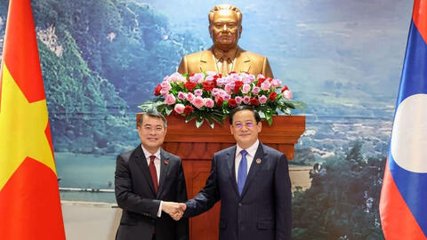 <a href="/hoi-nhap" title="Hội nhập" rel="dofollow">Hội nhập</a>