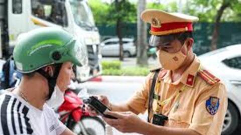 Hà Nội siết chặt vi phạm nồng độ cồn dịp cuối năm