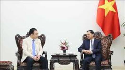 Đề nghị Tập đoàn Phongsupthavy (Lào) nghiên cứu, mở rộng hợp tác lĩnh vực năng lượng với Việt Nam