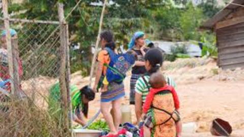 Phát triển giá trị bản địa hạn chế di cư vùng biên giới