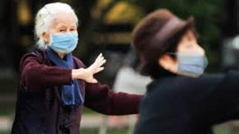 Chủ động chăm sóc sức khỏe người cao tuổi trong thời tiết giá rét