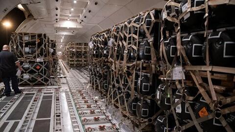 Viện trợ quân sự Ukraina và thực tế gây tranh cãi