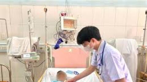 Cứu chữa kịp thời ba trẻ nhỏ nhập viện nghi do ngộ độc thuốc an thần