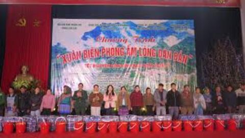 Mang Tết sớm đến vùng biên Lào Cai