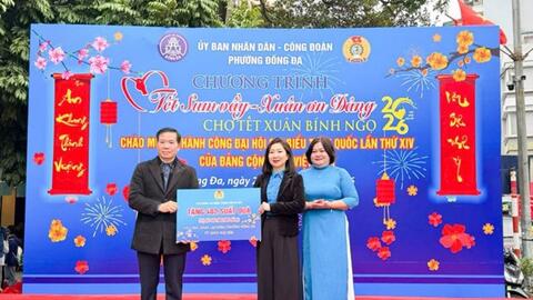 Chợ Tết Công đoàn giới thiệu nhiều tiện ích cộng đồng