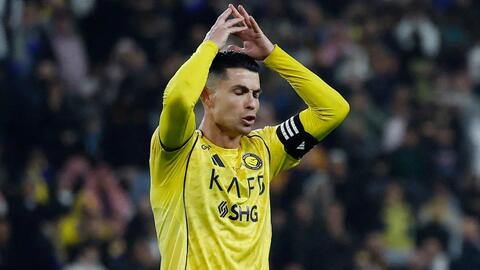 Ronaldo gây sốc, từ chối ra sân cùng Al Nassr trận tối 2/2/2026