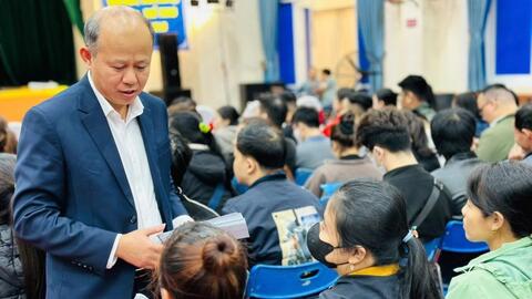 Chăm lo Tết cho đoàn viên Công đoàn Hòa Cường, Đà Nẵng