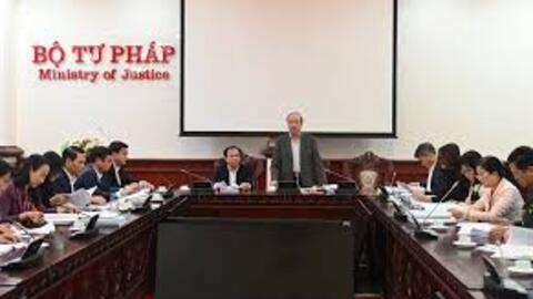 Tạo cơ sở pháp lý để phát triển kinh tế - xã hội