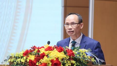 Đổi mới mô hình tăng trưởng, thúc đẩy mục tiêu GDP 2 con số