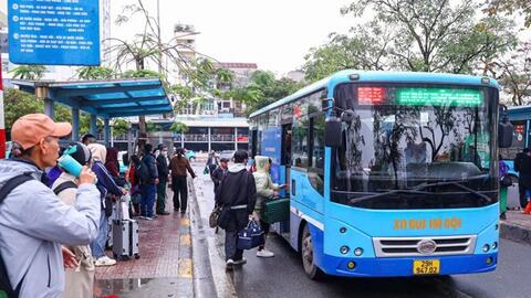 Hà Nội miễn tiền vé trên 128 tuyến buýt suốt kỳ nghỉ Tết