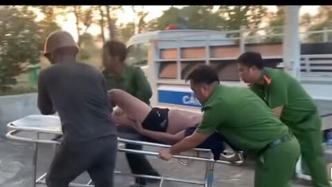 Gia Lai: Công an xã kịp thời sơ cứu, đưa người đàn ông bị co giật đi cấp cứu