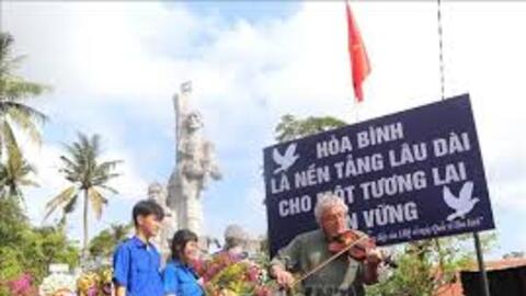 Dâng hương tưởng niệm 58 năm ngày đồng bào Sơn Mỹ bị thảm sát