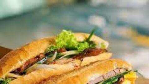 Bánh mì - món quen, nỗi lo mới