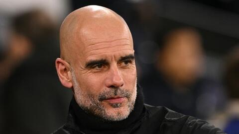 Pep Guardiola thận trọng dù Man City áp sát Arsenal