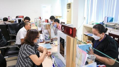 Bộ Nội vụ hướng dẫn thủ tục nghỉ hưu trước tuổi theo Nghị định 154