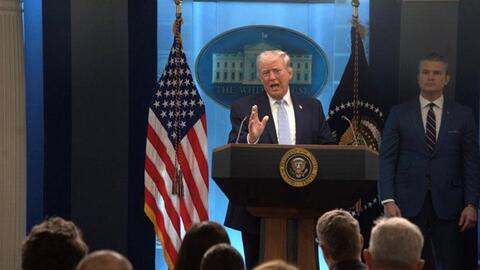 Tổng thống Trump cảnh báo đường ống dẫn dầu Iran có thể phát nổ