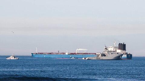 Hai tàu chở dầu Nga quay đầu giữa biển, chưa rõ điểm đến cuối cùng