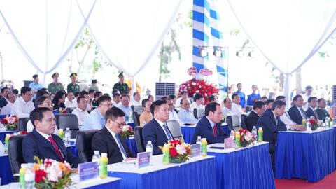 Nghệ An: Khởi công dự án nhiệt điện LNG Quỳnh Lập gần 60.000 tỷ đồng
