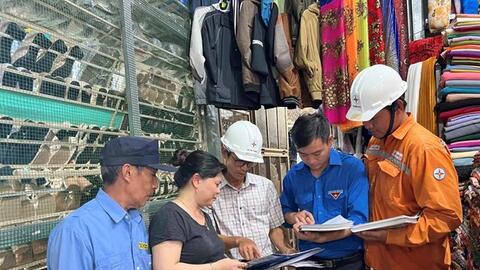 Hóa đơn tiền điện vì sao dễ tăng mạnh trong mùa nắng nóng?