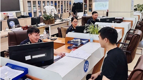 VCCI đề xuất gỡ rào cản bằng cấp, giảm tiền kiểm trong lĩnh vực hải quan