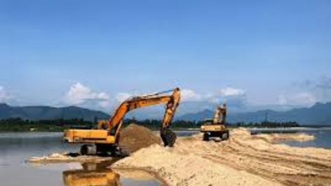 Thanh Hóa: Phê duyệt 3 khu vực mỏ cát trên sông Mã không đấu giá quyền khai thác để phục vụ các công trình, dự án
