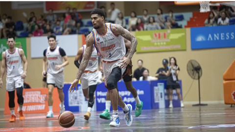 Hanoi Buffaloes vững ngôi đầu sau chiến thắng áp đảo Danang Dragons