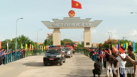 An Giang: Đón Đội K92, K93 hoàn thành nhiệm vụ tìm kiếm, quy tập hài cốt liệt sĩ tại Campuchia