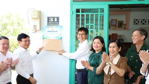 Vietcombank dựng xây 6 mái ấm nghĩa tình cho các cựu chiến binh TP. Hồ Chí Minh
