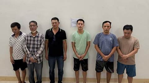50 cảnh sát đồng loạt phá đường dây cá độ bóng đá ở Đà Nẵng